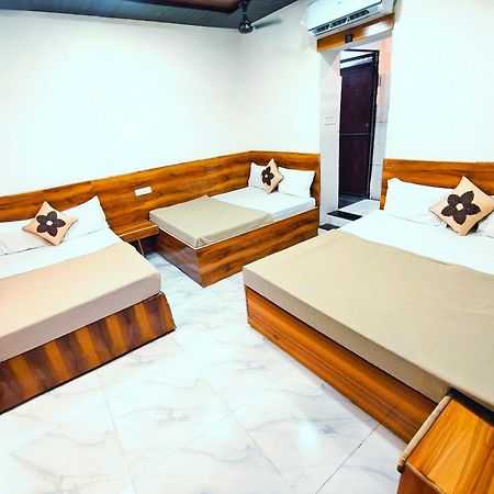 Hotel Om Palace Near Mahakal Mandir Ujjain Ngoại thất bức ảnh